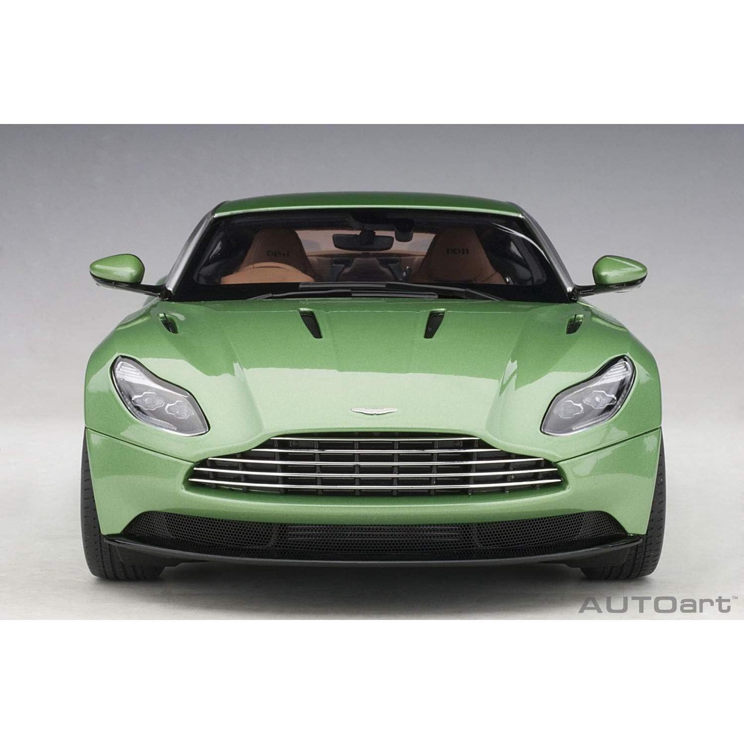 Autoart Aston Martin DB11 RHD Verde Metálico 1:18