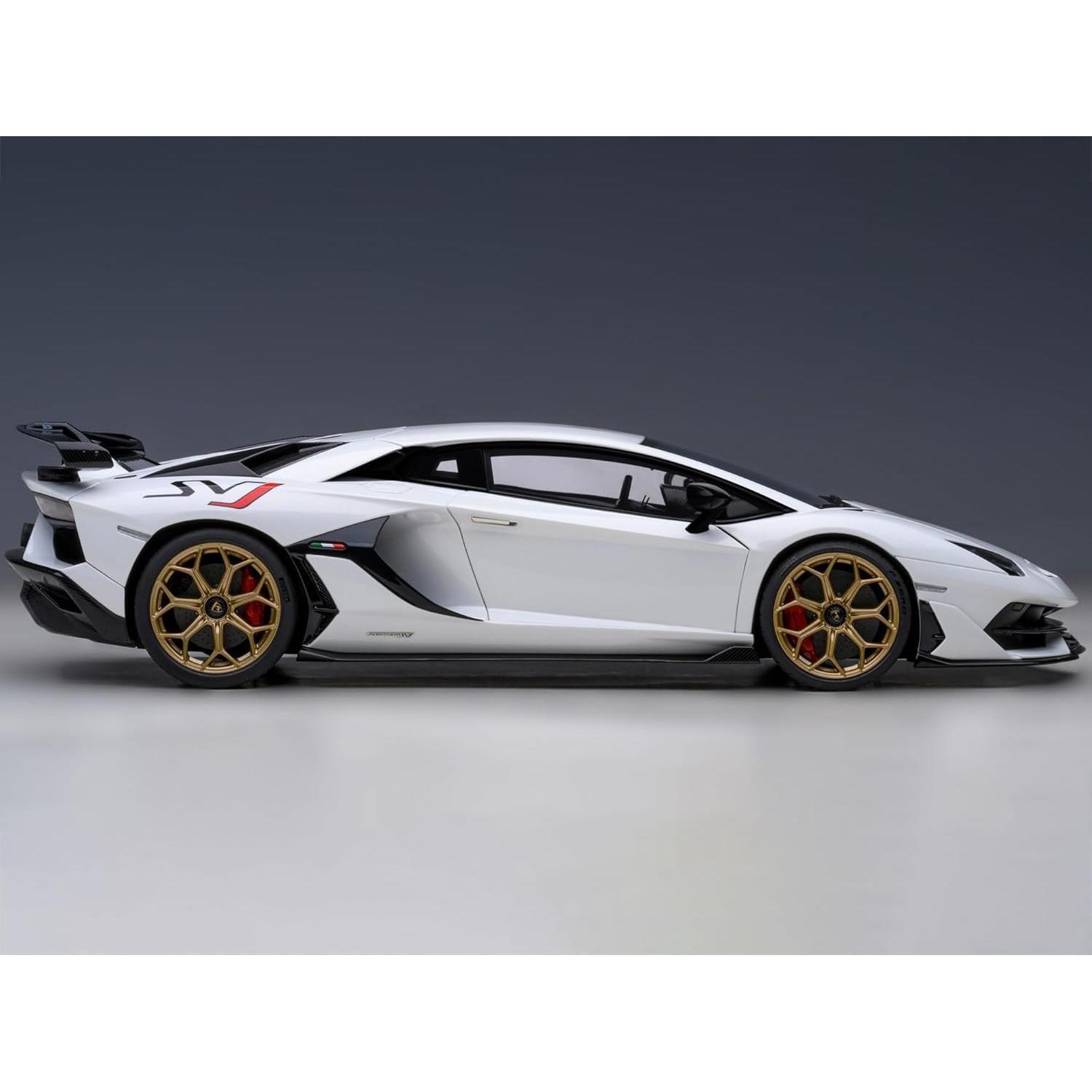Modelo de Coche Lambo SVJ Bianco Autoart 1:18 Detalles Fieles