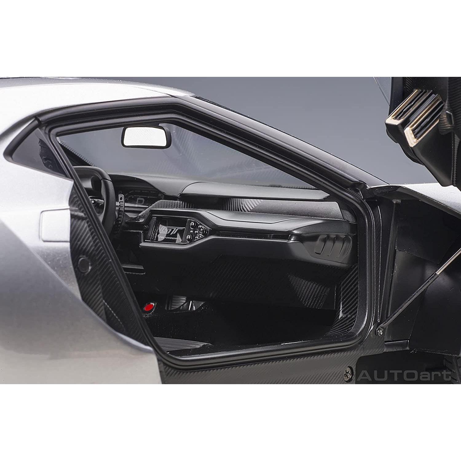 Autoart 12108 Ford GT 2017 Plata Ingot 1/12 Detalle