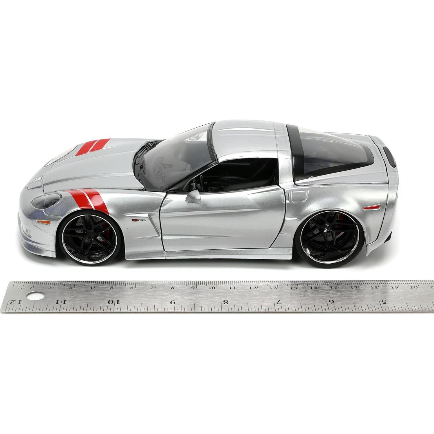Coche de fundición Jada Toys 2006 Chevy Corvette Z06 1:24