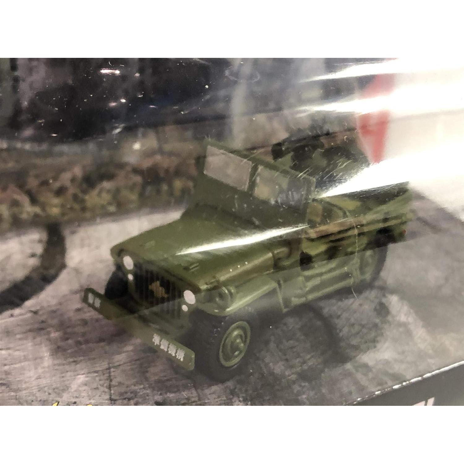 Coche Diecast 1:64 Johnny Lightning Willys MB Jeep Godzilla