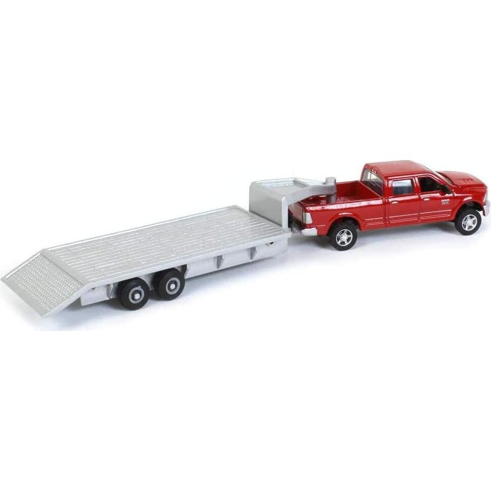 Camión Dodge Ram Pickup 2011 con Remolque y Pacas Ertl 1:64