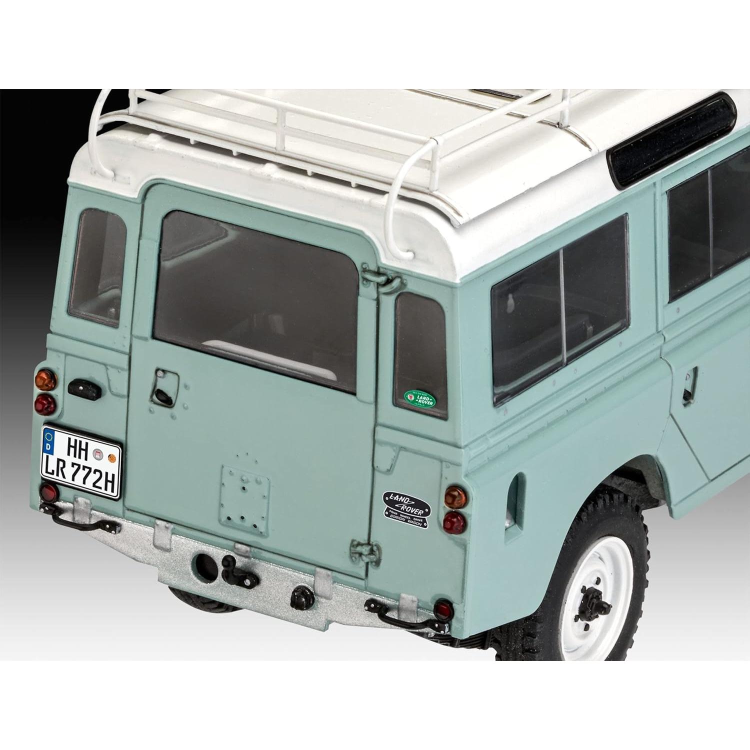 Kit de Modelo Revell Land Rover Serie III 109 1:24