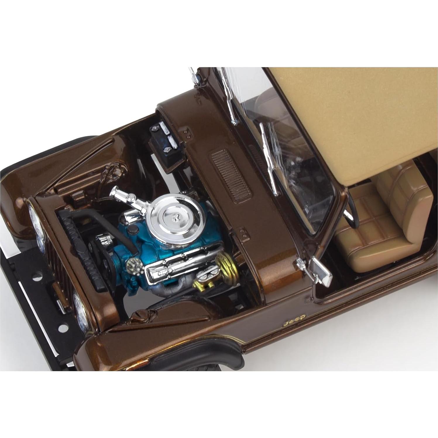 Kit de Modelo Revell Jeep CJ-7 1977 Escala 1:24 2-en-1