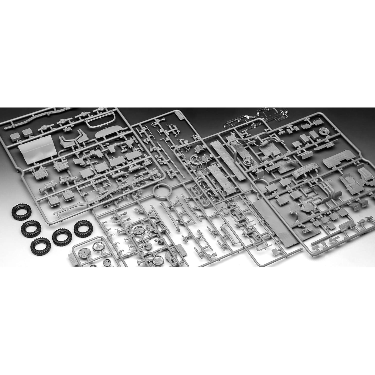 Kit de Modelo Revell Unimog 404 S Escala 1:35 250 Piezas