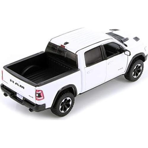 Modelo Diecast RAM 1500 Rebel 2019 Blanco 1:24 Motormax