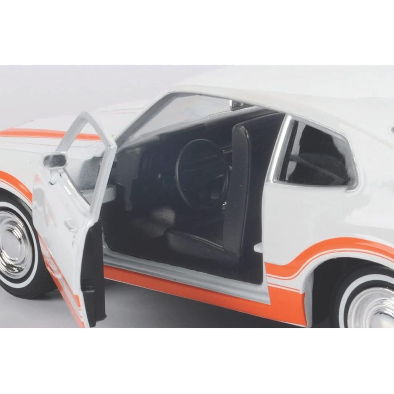 Modelo Diecast 1/24 Ford Maverick Grabber Blanco Motormax