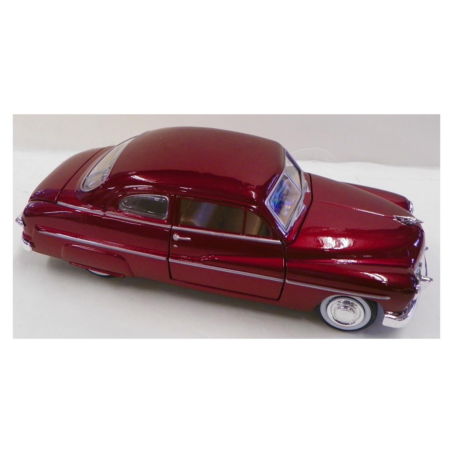 Auto Diecast 1:24 Motormax 1949 Mercury Coupe Rojo