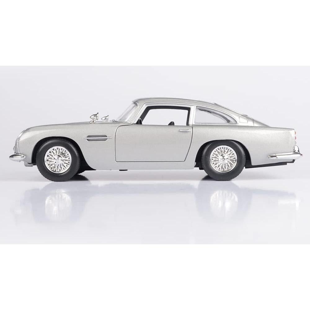 Coche de metal fundido DB5 RHD 007 Goldfinger 1:24 Motormax