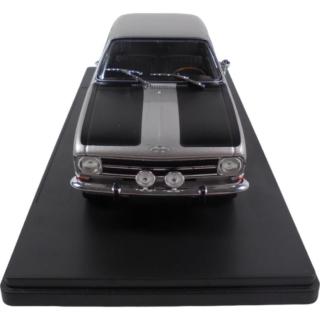 Coche a Escala 1:24 OPO 10 Opel Kadett B Rallye 1967