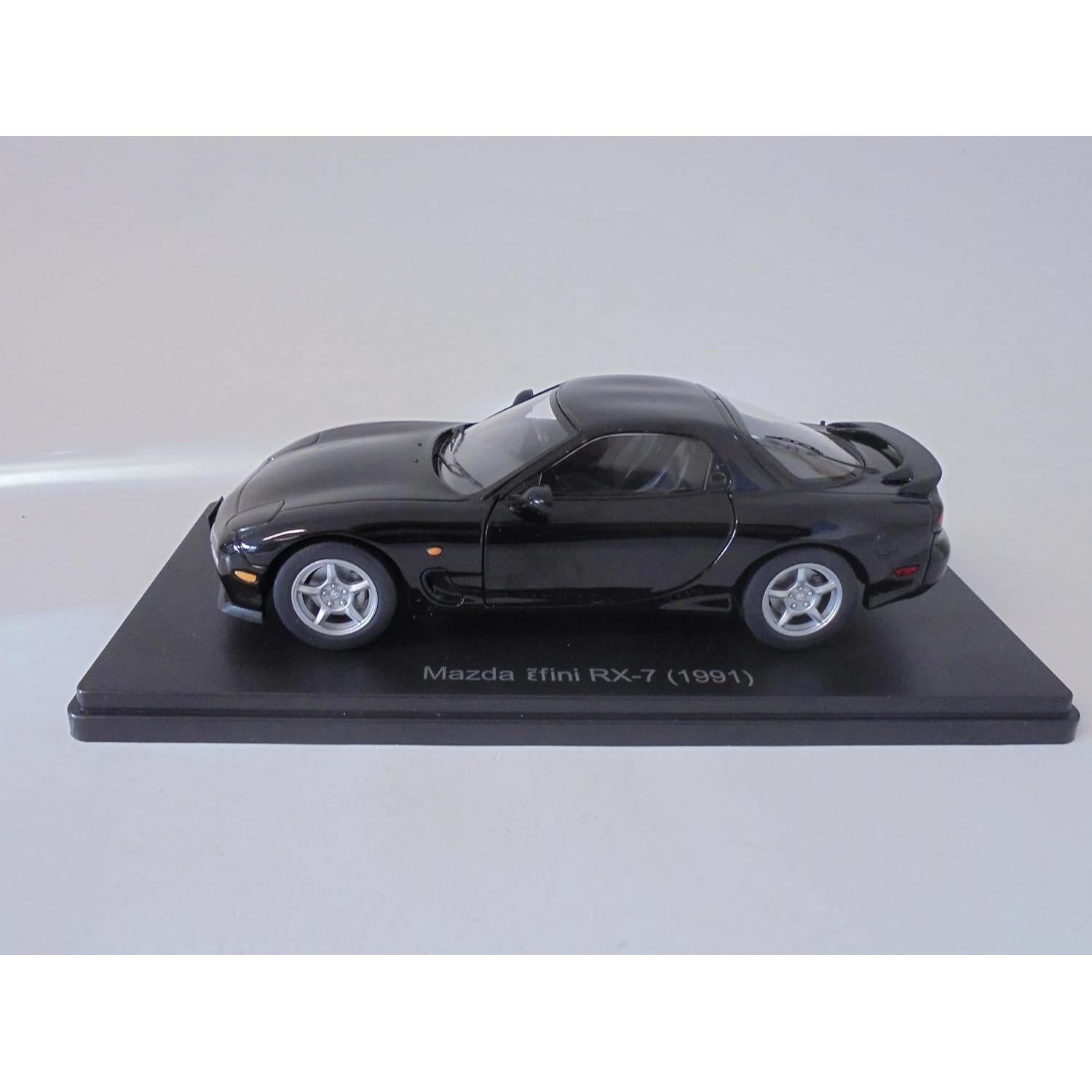 Coche a Escala 1:24 OPO 10 Mazda RX-7 1991 Metal