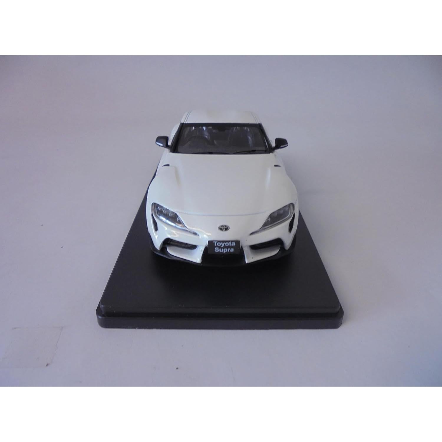 Coche a Escala 1:24 OPO 10 Toyota Supra RZ 2022 Metal