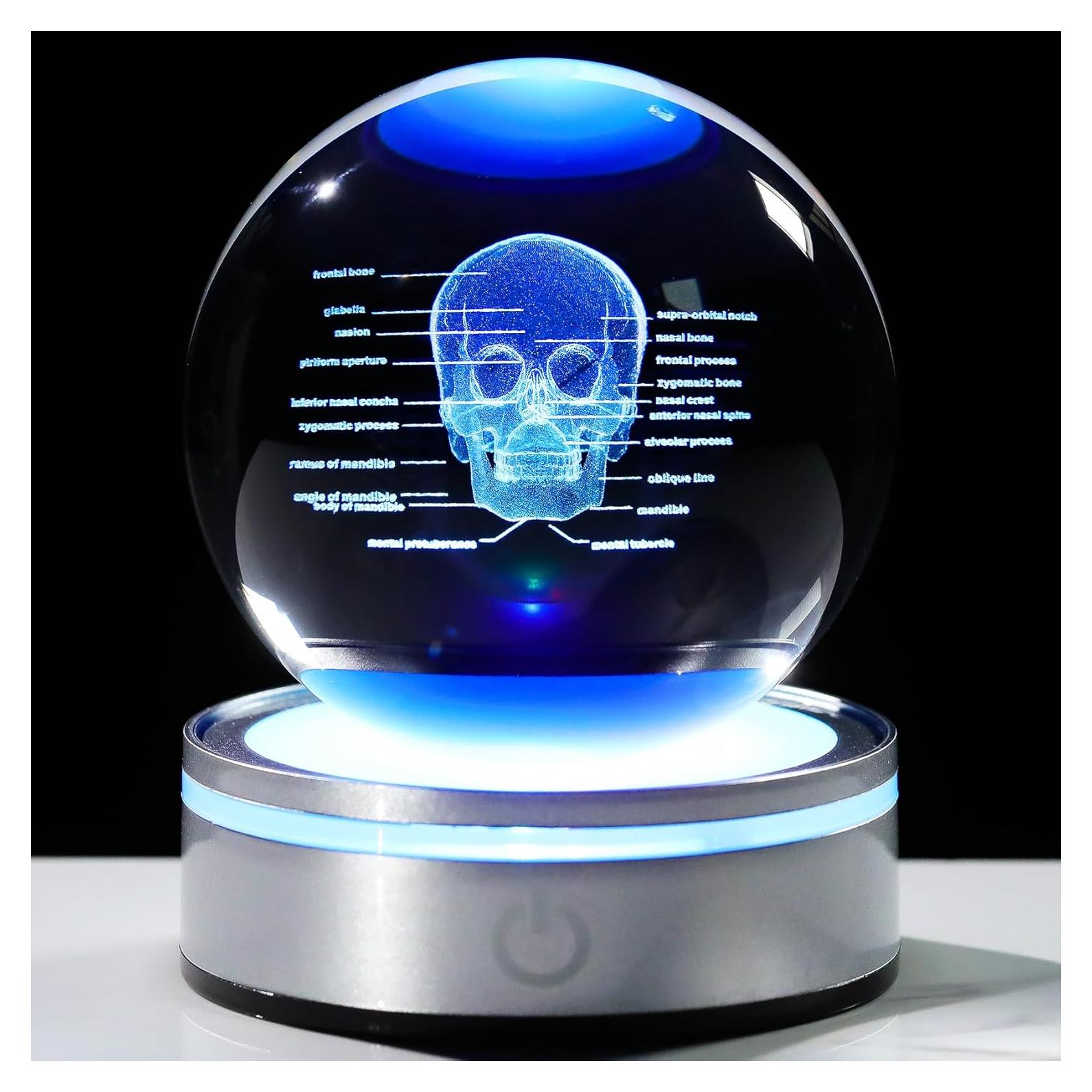 Bola de Cristal 3D Cráneo Humano 8 cm con Base LED Arikyrist