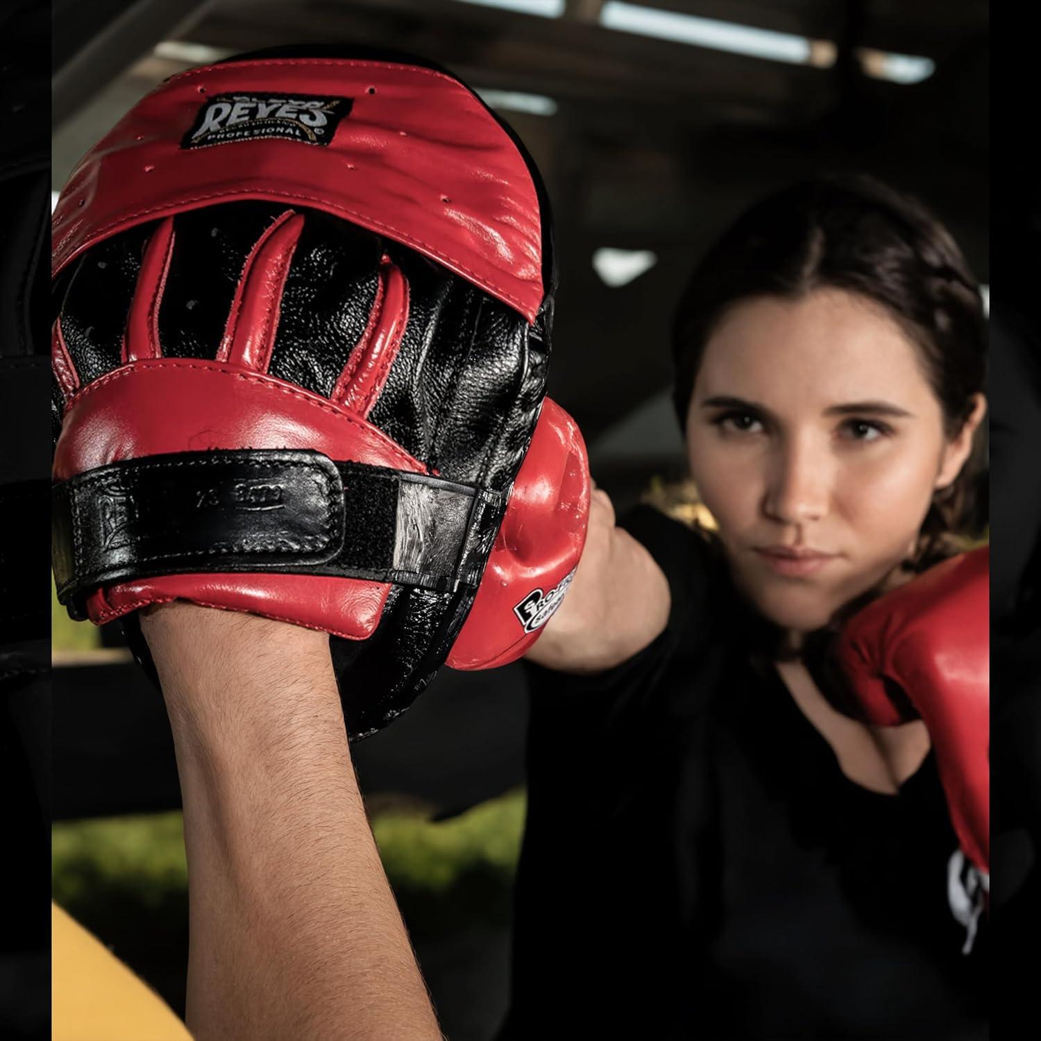 Guantes de Boxeo CLETO REYES Curvados para Entrenamiento Rojo