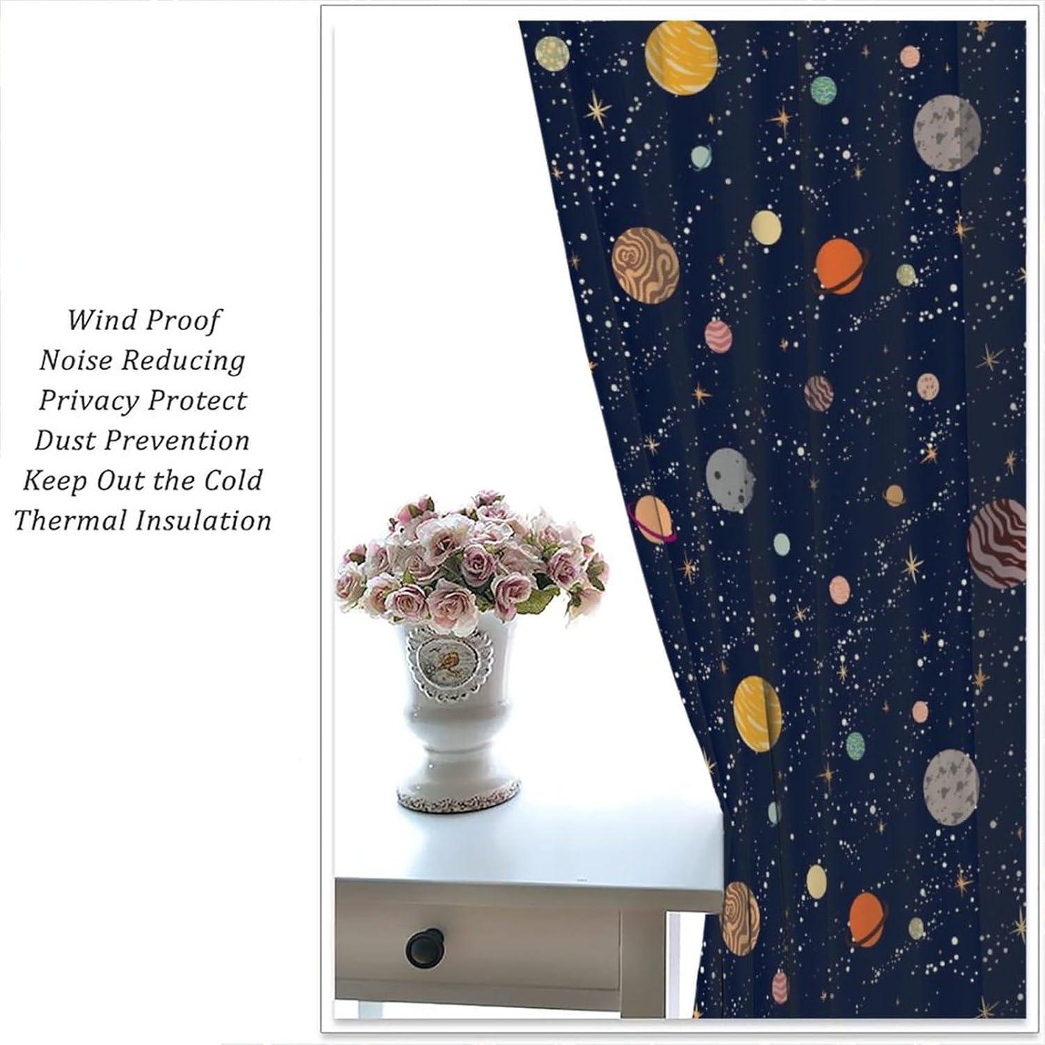 Cortinas Decorativas Astronauta 53.5x114cm Juego de 2