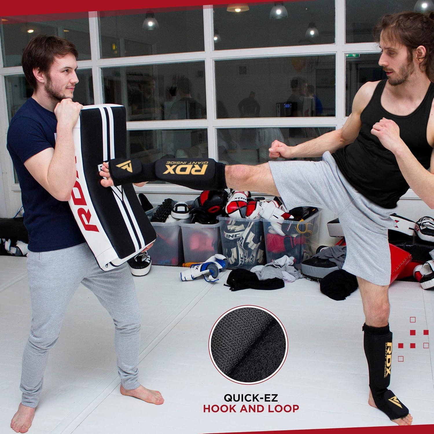 Almohadilla de Golpeo RDX 60cm para Muay Thai y MMA