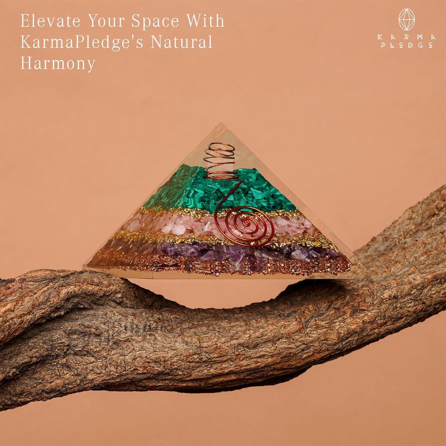 Pirámide de Cristal de Sanación Karma Pledge 7.5cm