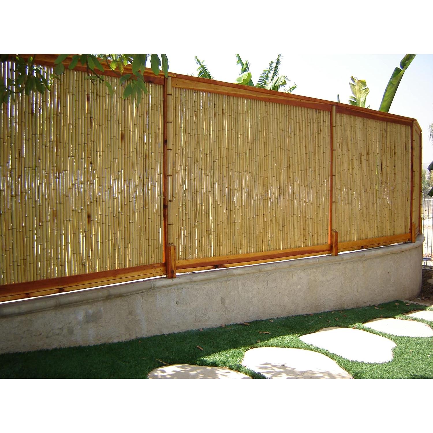 Panel de cerca enrollado de bambú natural Backyard X-Scapes 0.75 cm D x 91 cm H x 244 cm L