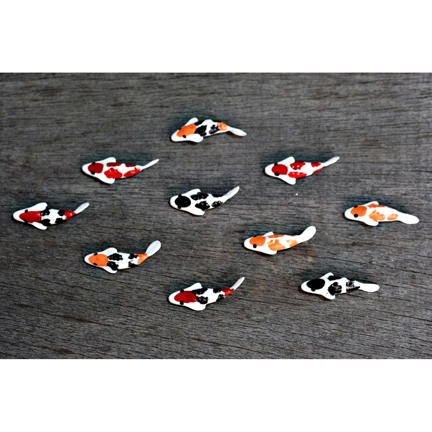 10 Figuras de Peces Koi de Arcilla para Jardín Decorativo