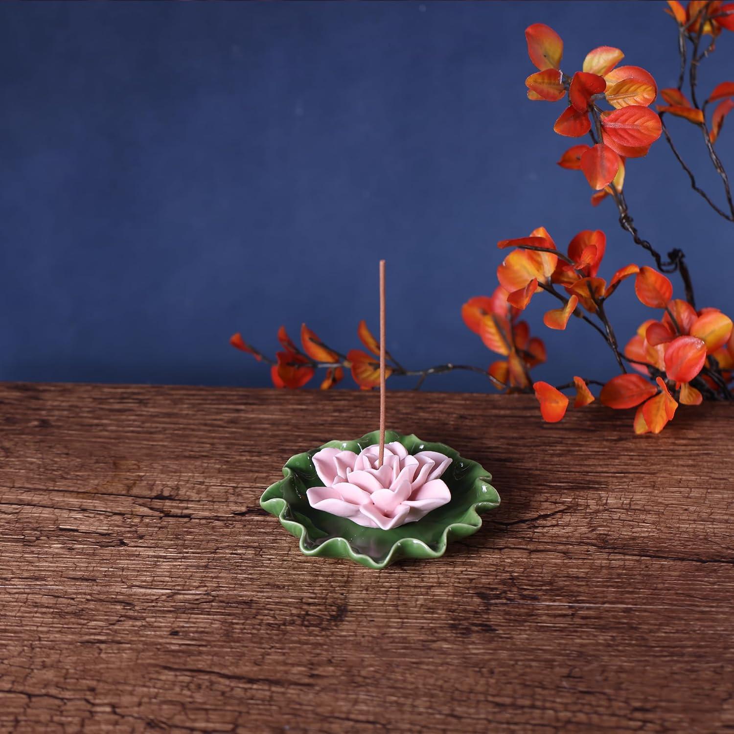 Soporte de Incienso de Cerámica Loto Suruim 10.67 cm