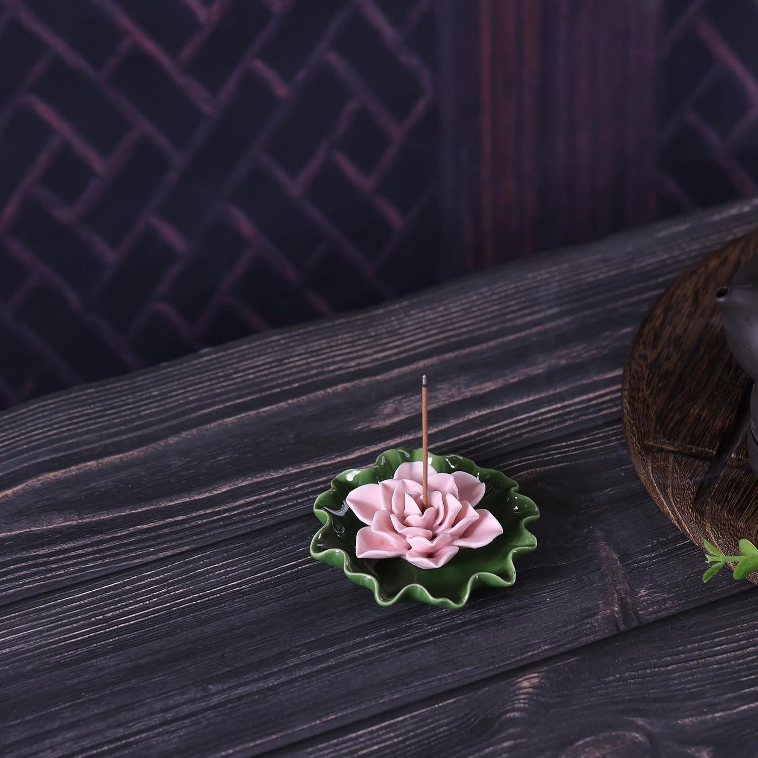 Soporte de Incienso de Cerámica Loto Suruim 10.67 cm