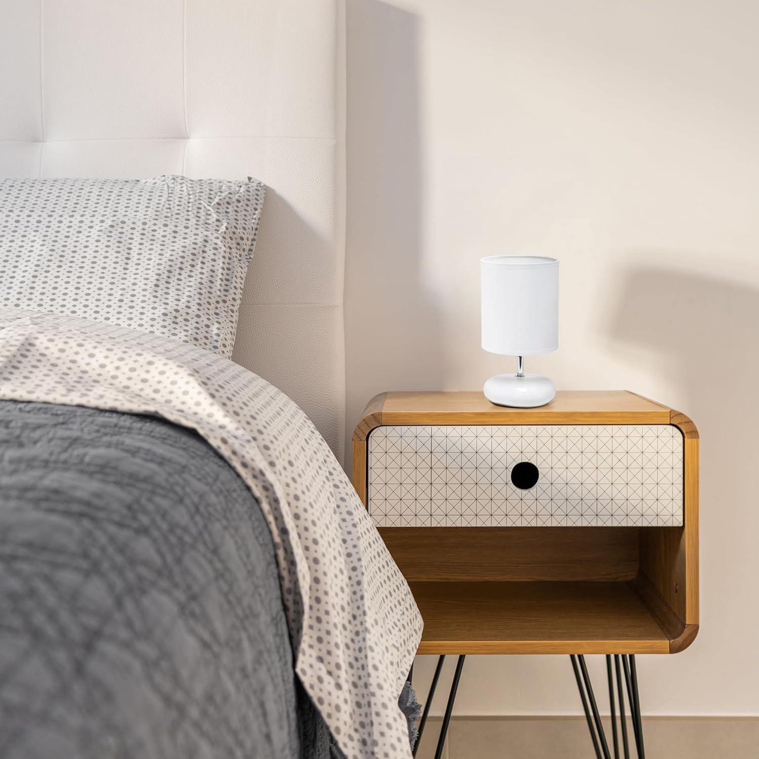 Lámpara de Mesa de Piedra Blanca Simple Designs LT1153-WHT