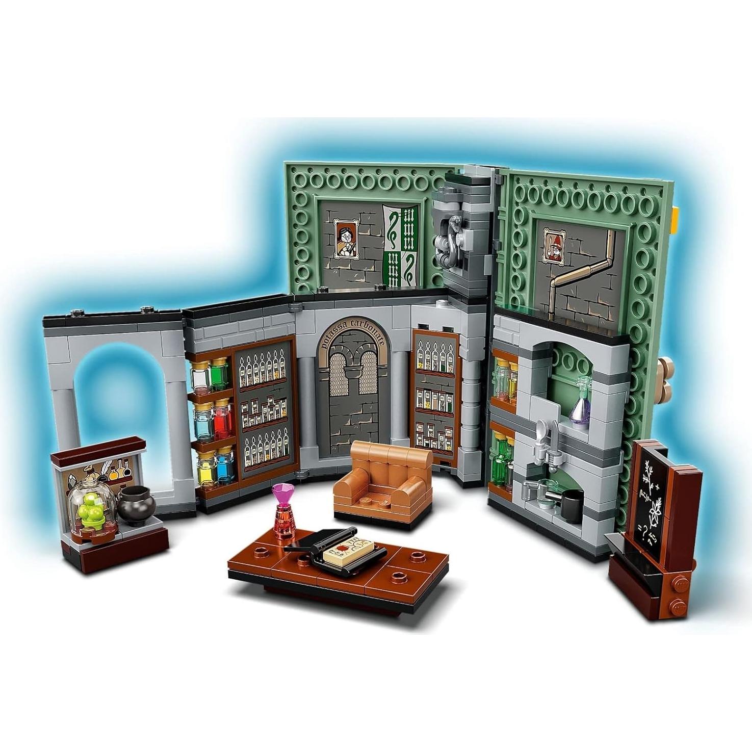 LEGO Harry Potter Clase de Pociones 76383 - Set de Juego 271 Piezas