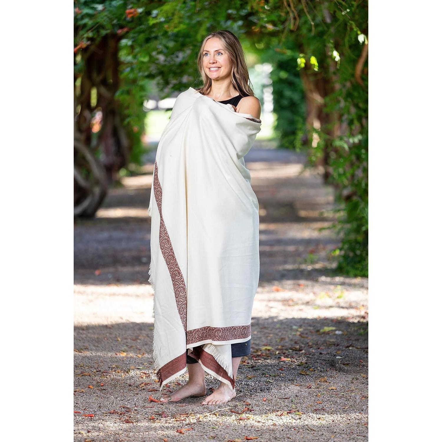 Chal de Meditación Om Shanti Crafts 2.44x1.22m Negro