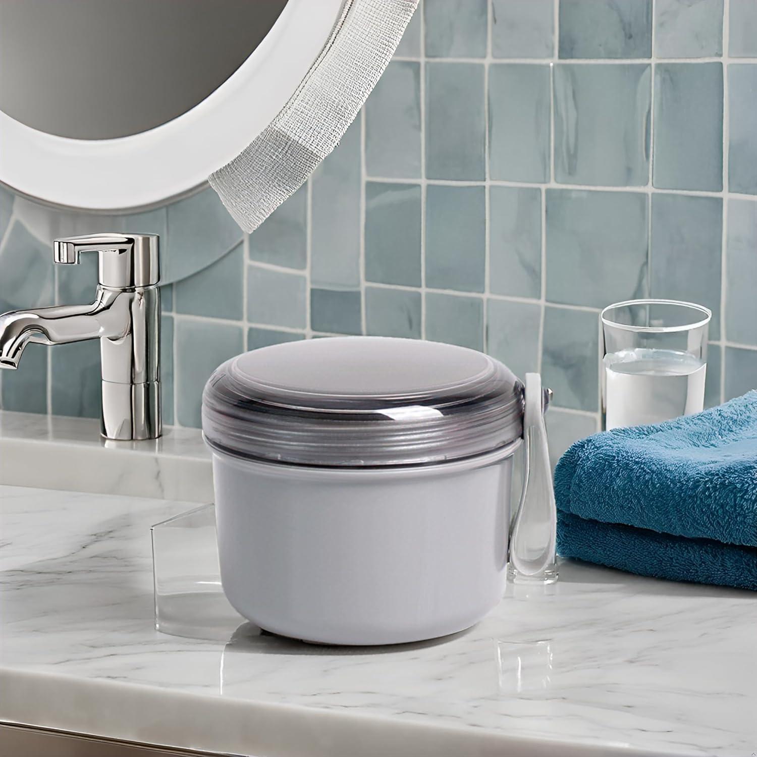 Caja de Dentaduras Mckkor a Prueba de Fugas con Cepillo - Gris