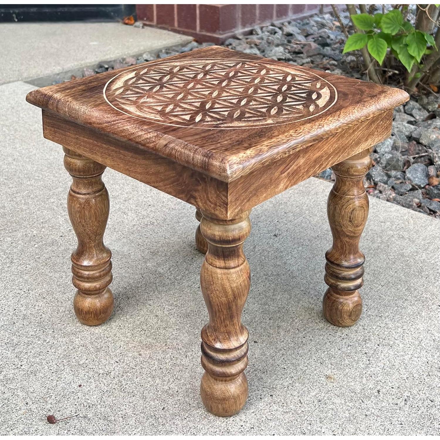 Altar de Meditación DharmaObjects de Madera de Mango 30.48 cm