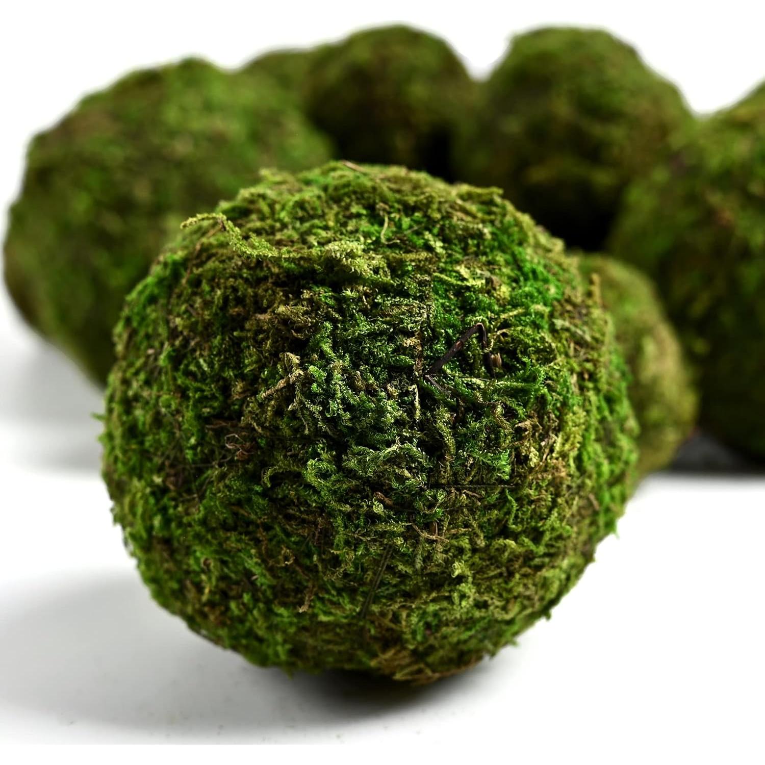 Bolas de Musgo Artificial Usmola 18pcs Verde 3.2" y 2"