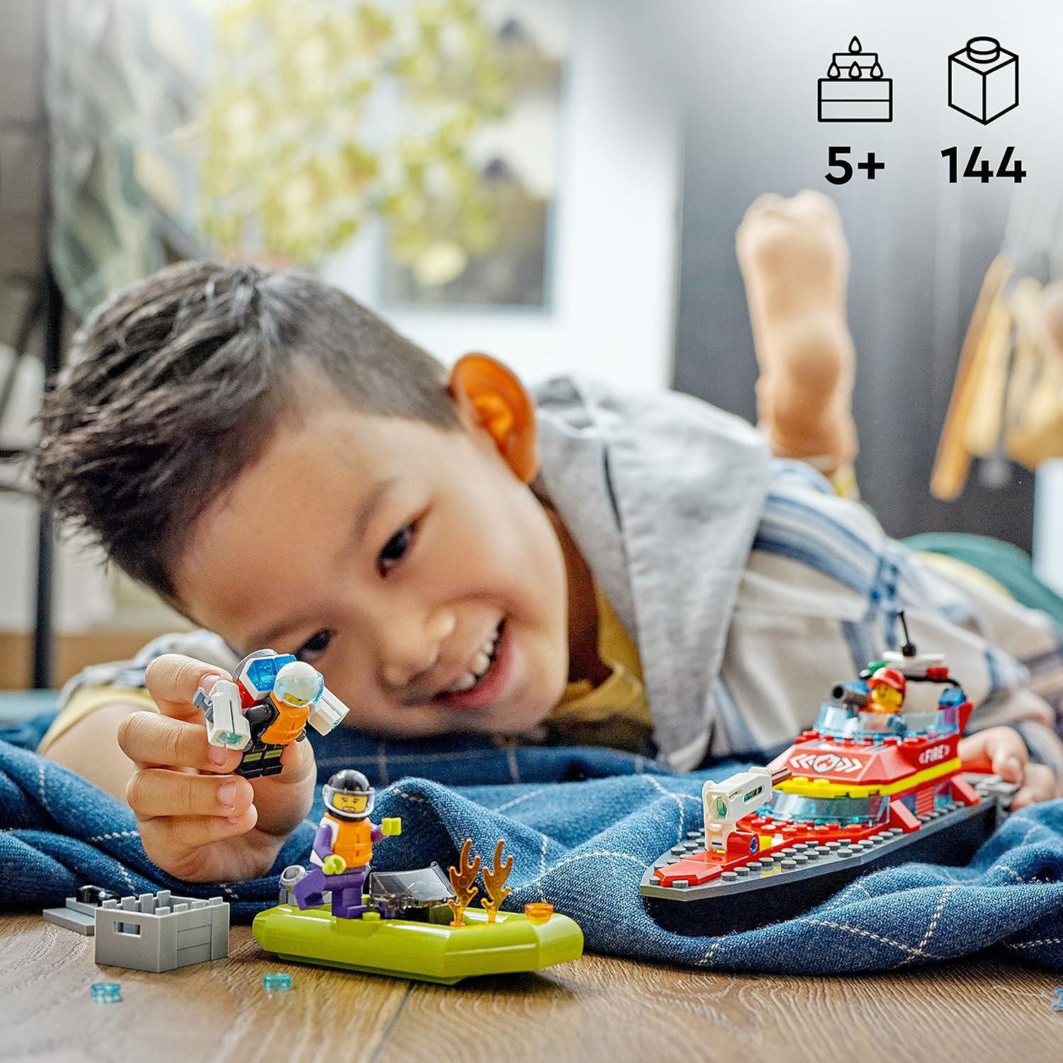 LEGO City Barco de Rescate Bomberos 60373, Flota en Agua