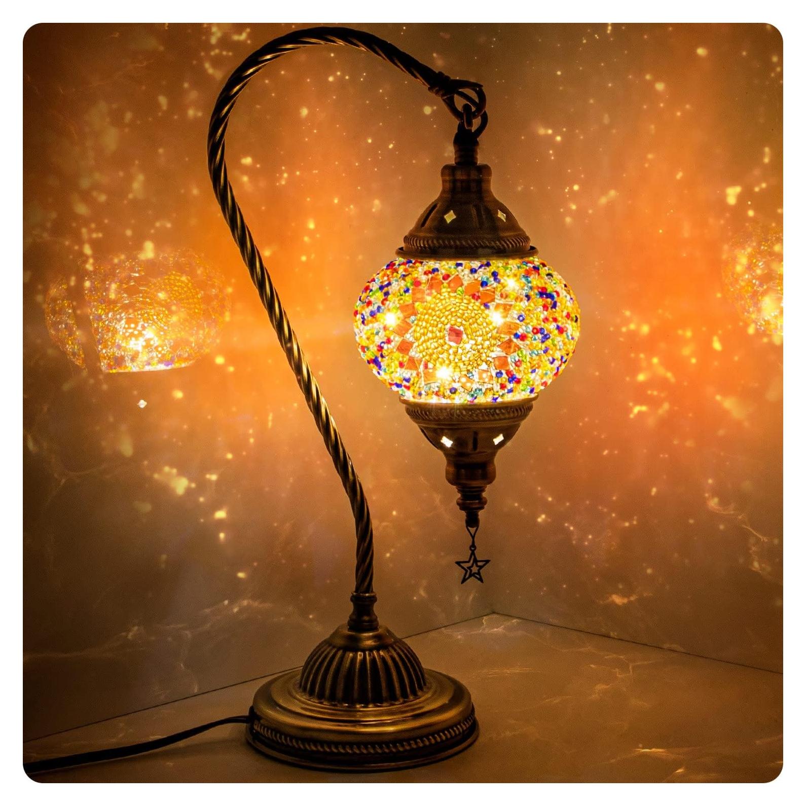 Lámpara de Mesa Turca Yarra-Decor con Base de Bronce 3 Colores