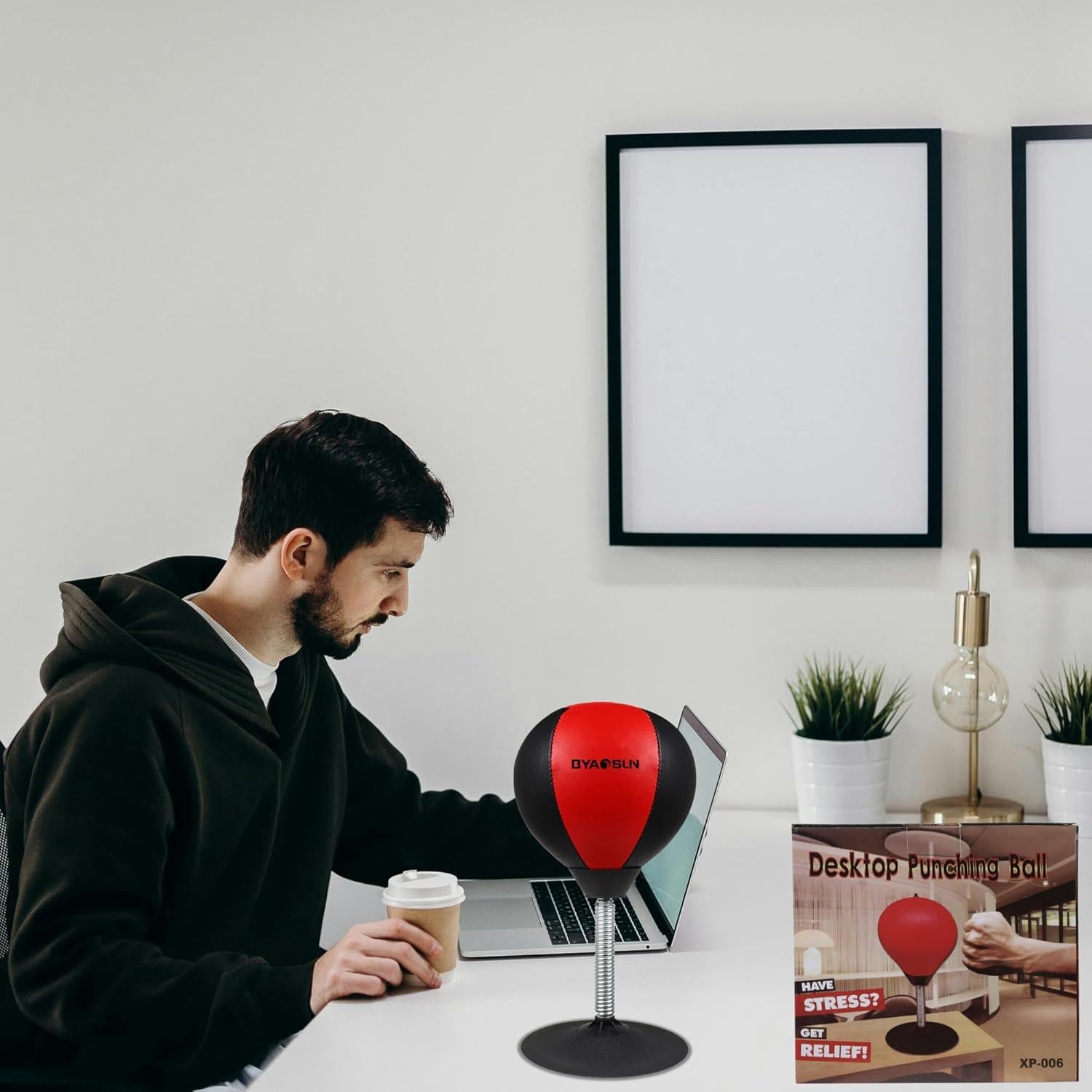 Bolsa de Boxeo de Escritorio BYAOSUN con Ventosas - Alivio Estrés