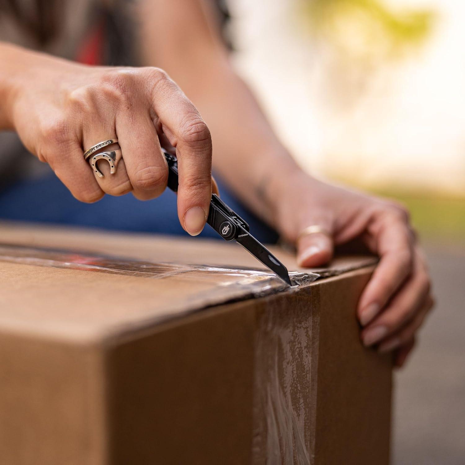 Multiherramienta 8-en-1 Gerber Gear Armbar Mini Negra