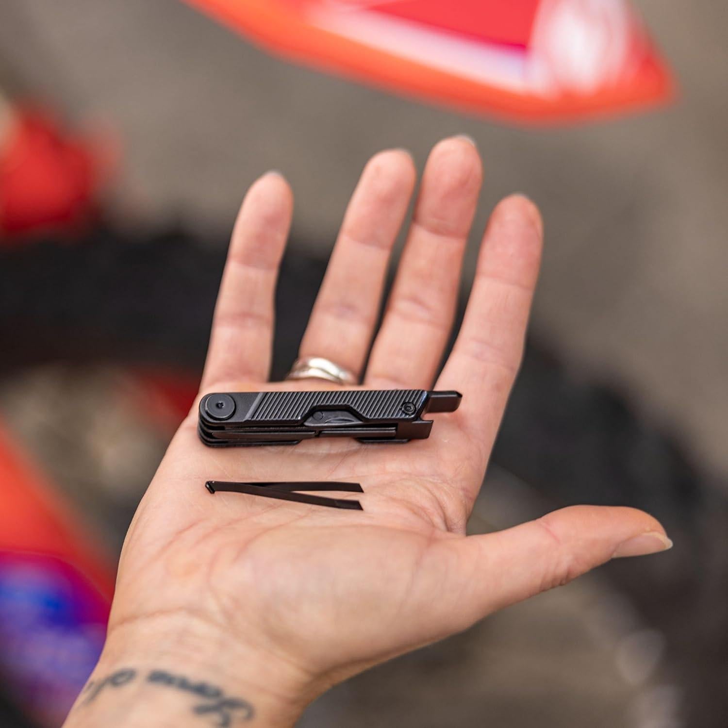 Multiherramienta 8-en-1 Gerber Gear Armbar Mini Negra