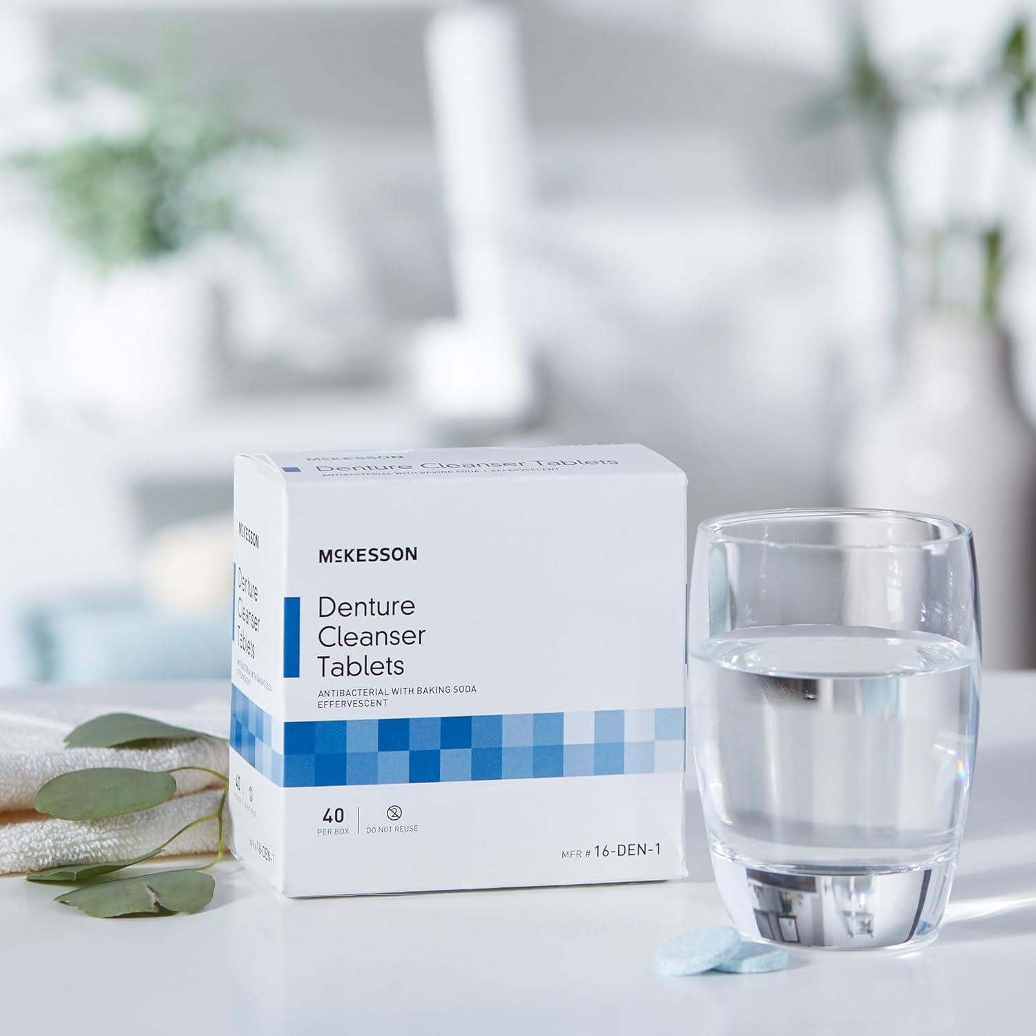 Tabletas Limpiadoras de Dentaduras McKesson con Bicarbonato