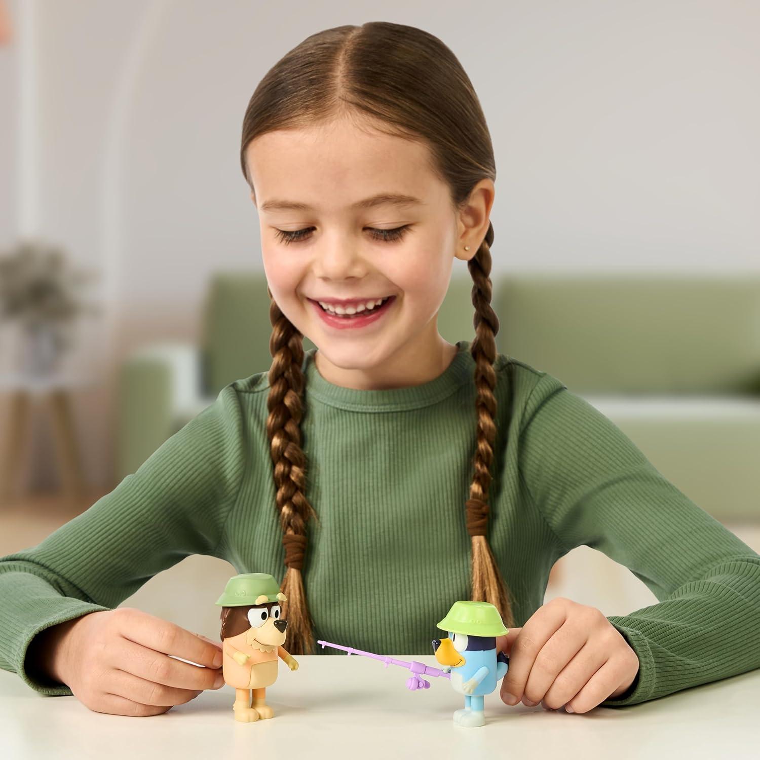 Figura Bluey 2-Pack Pescando con Abuelo 6.35 cm