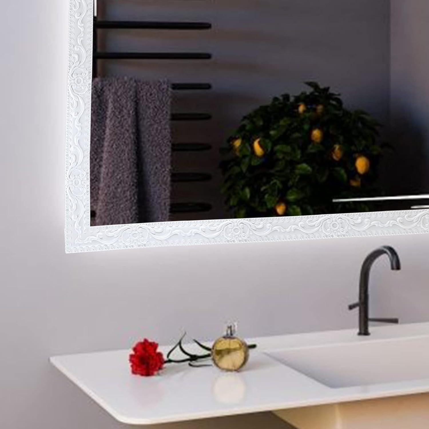 Moldura de Pared Autoadhesiva Gaahing 5m x 3.6cm Blanca