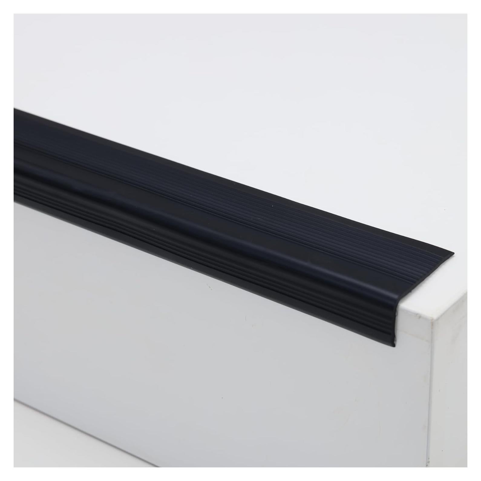 Nosing Antideslizante de Vinilo Trimold 5m Negro para Escaleras