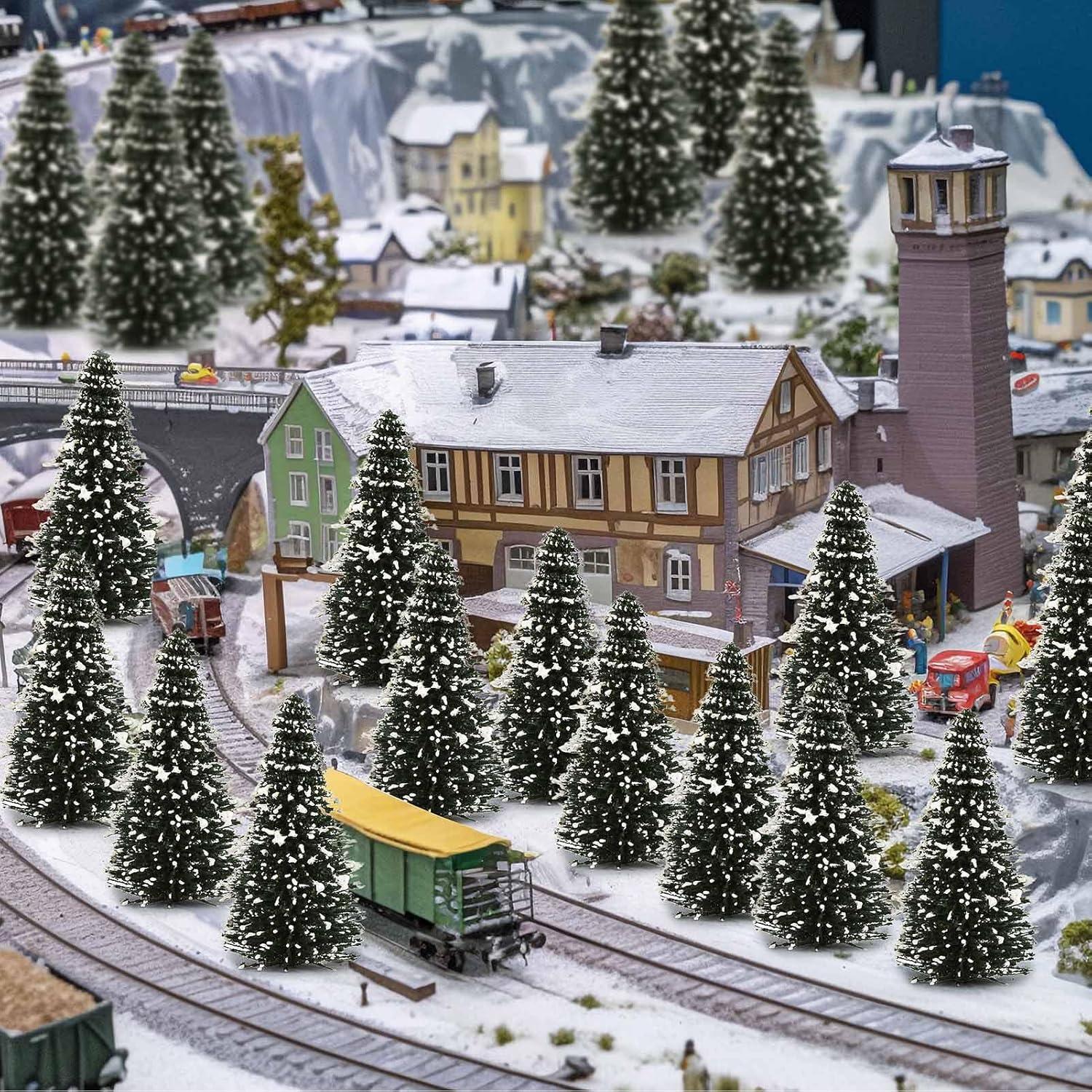 Evemodel 40PCS Árboles de Pino con Nieve 69 mm para Diorama