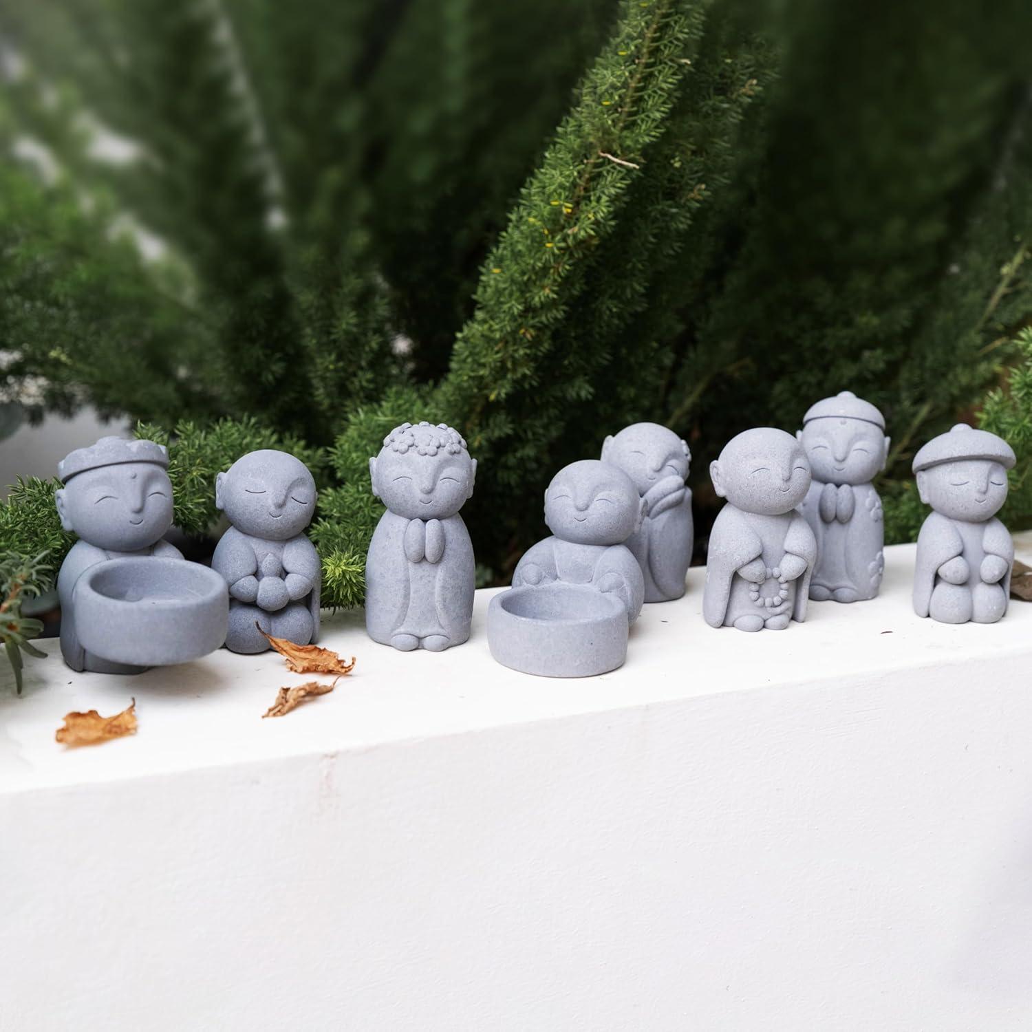 Estatua de Buda Monje Zen FAJZATA - 8x3.5 cm, Arenisca