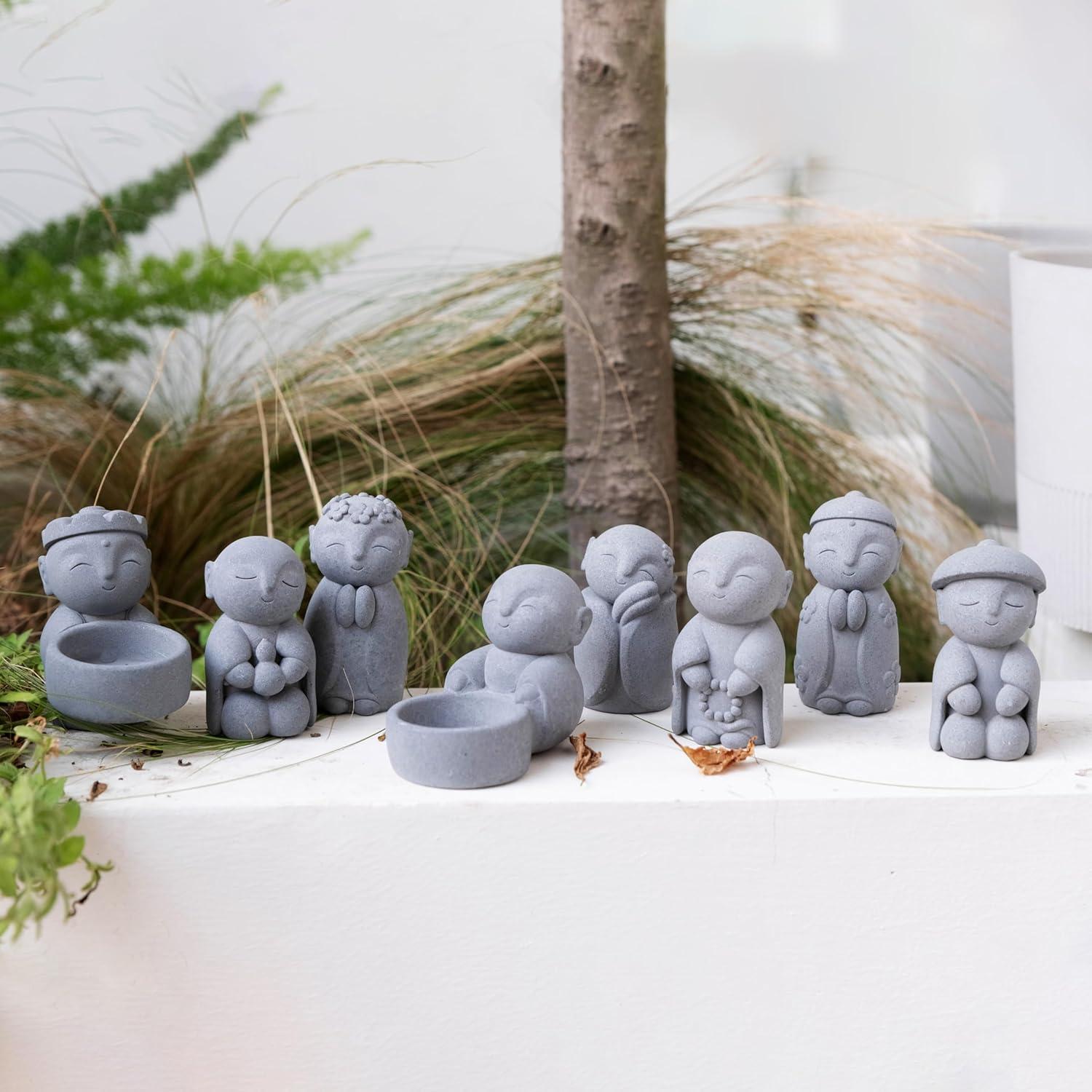 Estatua de Buda Monje Zen FAJZATA - 8x3.5 cm, Arenisca