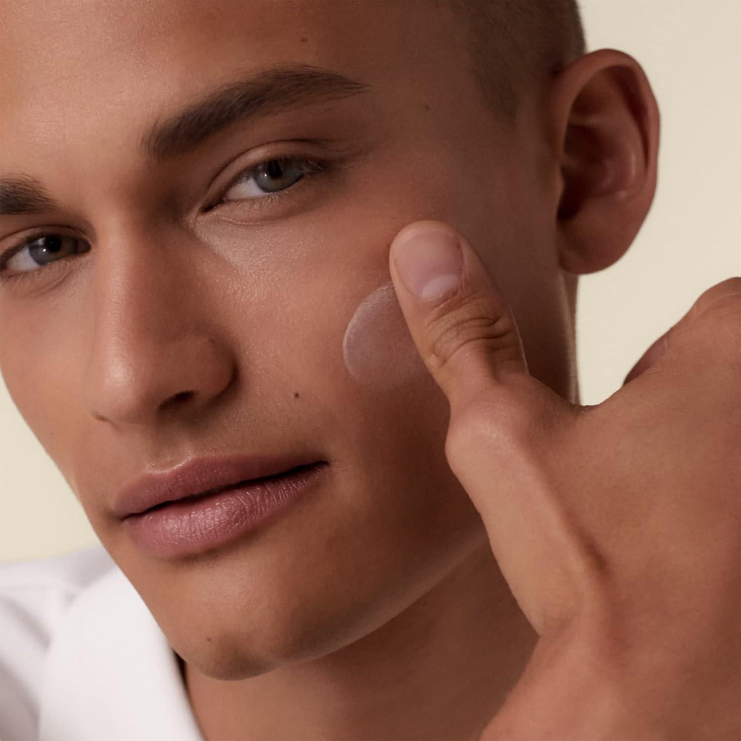 Protector Solar Shiseido Urban Environment SPF 42 47.3 ml