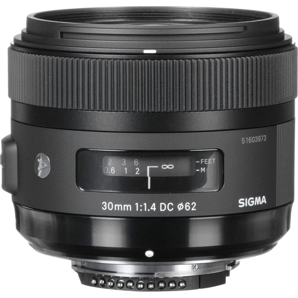 Lente Sigma 30mm f/1.4 DC HSM Art para Nikon F + Accesorios