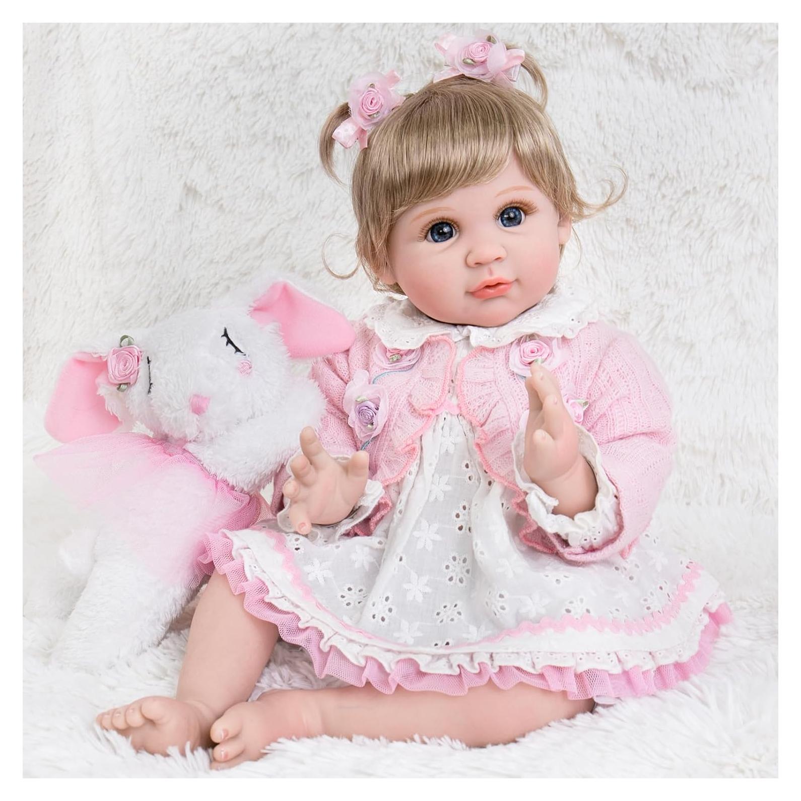 Muñeca Aori Reborn 55.88 cm Realista para Niños 3+ con Atuendo Rosa