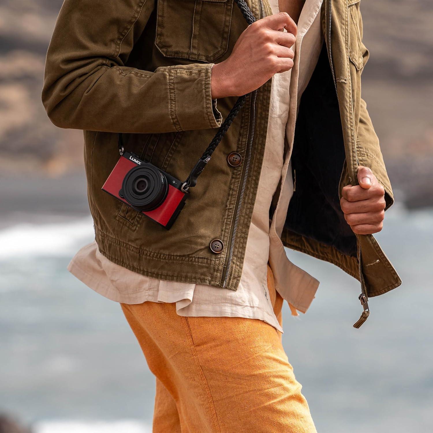 Lente Pancake Panasonic LUMIX S 26mm F8 S-R26 Compacto