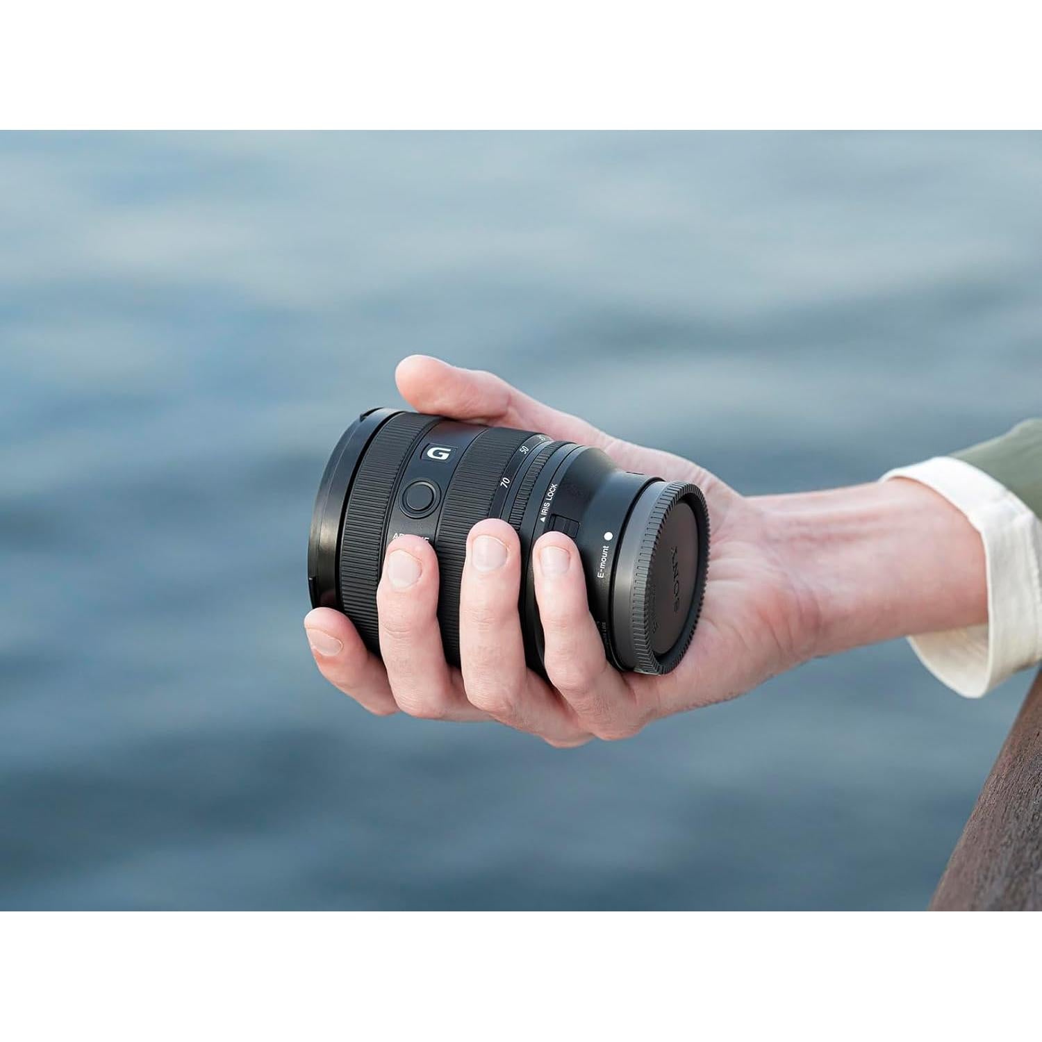 Lente Sony FE 20-70mm f/4 G para cámaras E - Zoom Ultra Gran Angular