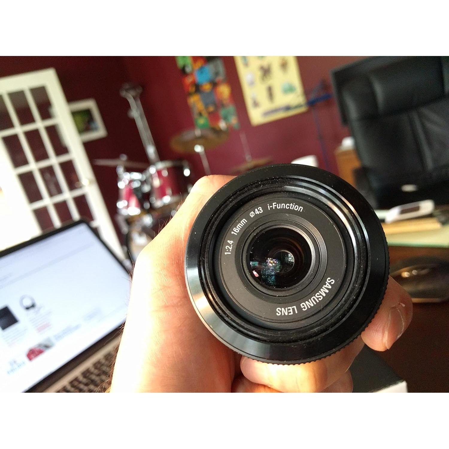 Lente Pancake Samsung EX-W16NBUS 16mm f/2.4 para Cámaras NX