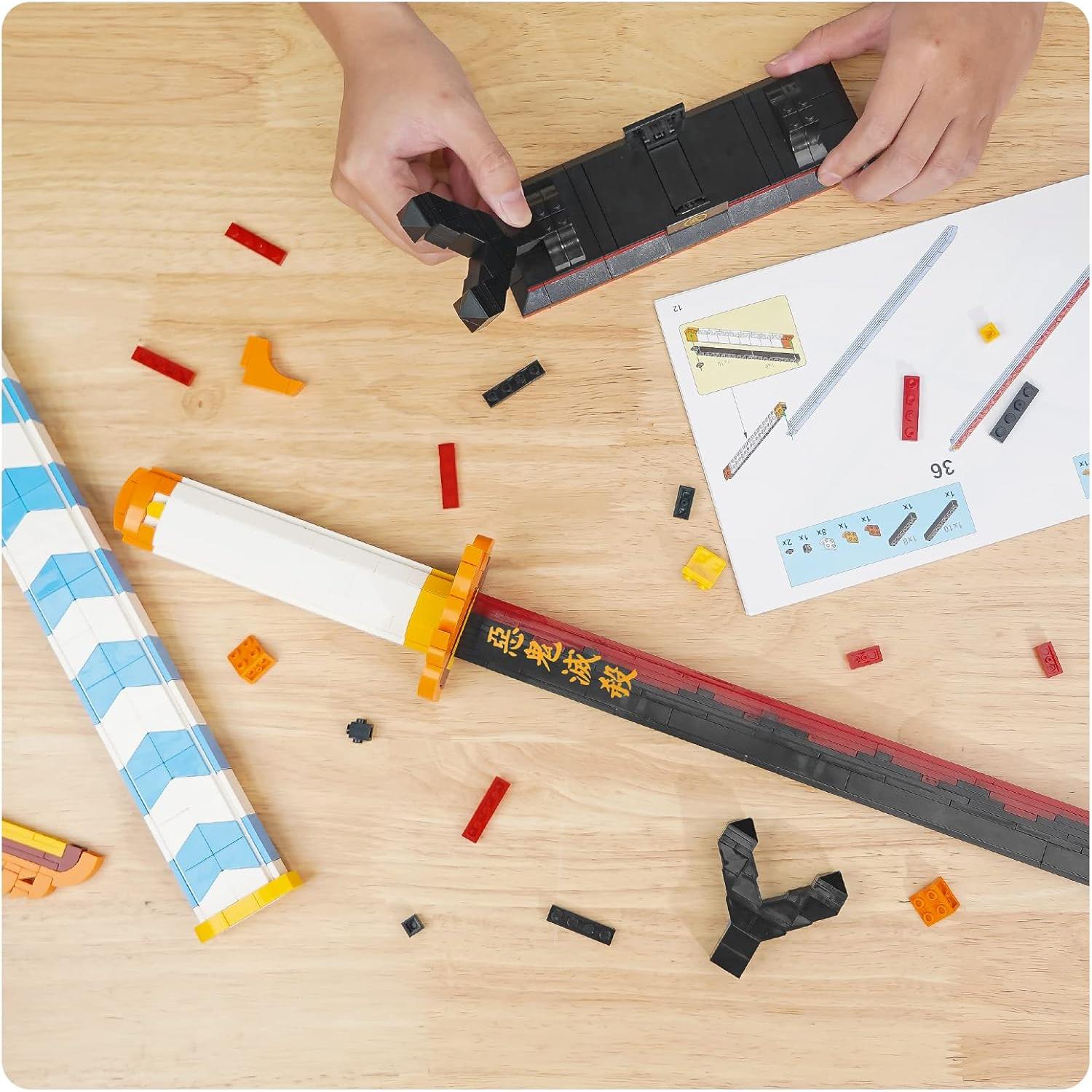 Espada Rengoku Kyoujurou Demon Slayer - Set de Construcción 792 Pcs